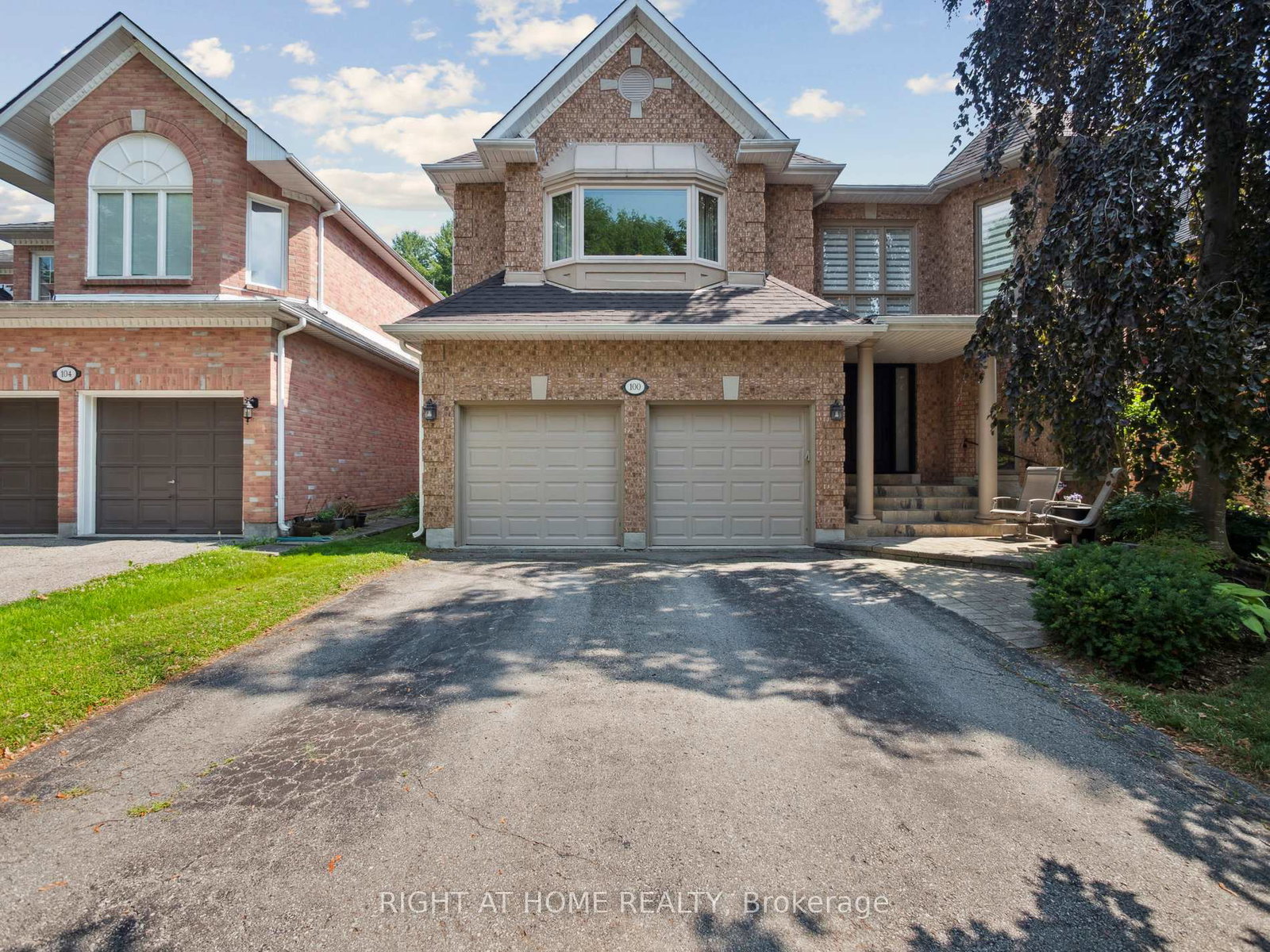 100-carlyle-crescent-aurora-ontario-n12927794