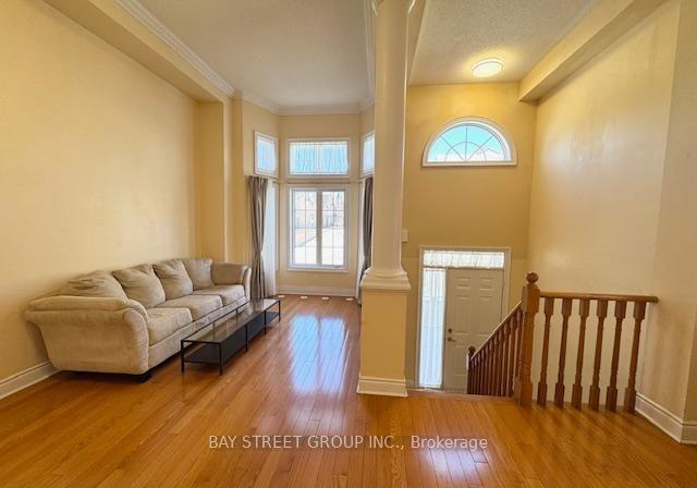 156-legends-way-markham-ontario-n12930272