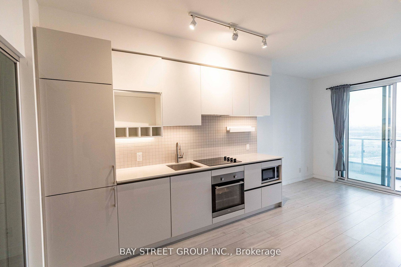 950-portage-pkwy-parkway-vaughan-ontario-n12930912