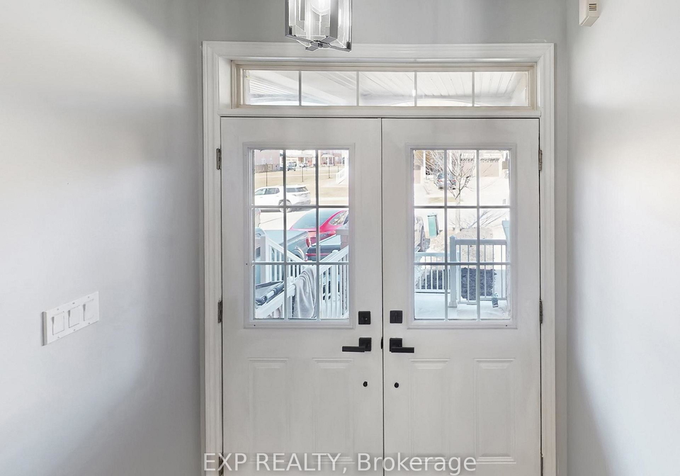 9-matthewson-avenue-bradford-west-gwillimbury-ontario-n12932184