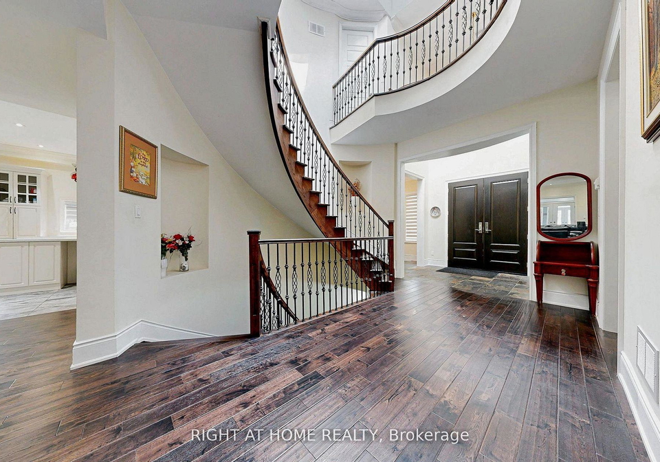 250-church-street-markham-ontario-n12932472