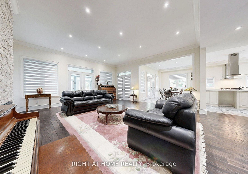 250-church-street-markham-ontario-n12932472