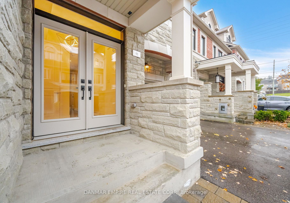 11-hiawatha-court-vaughan-ontario-n12932496