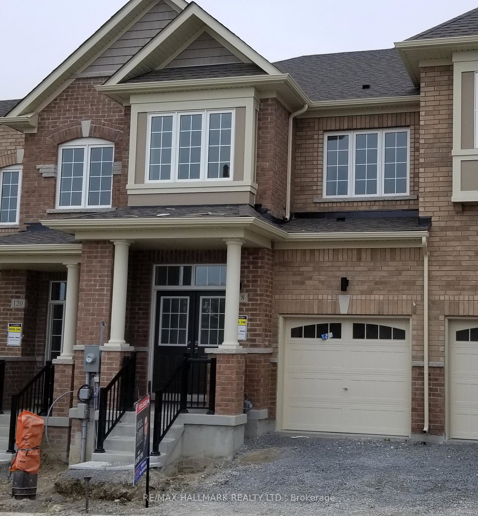 118-knott-end-crescent-newmarket-ontario-n12932810