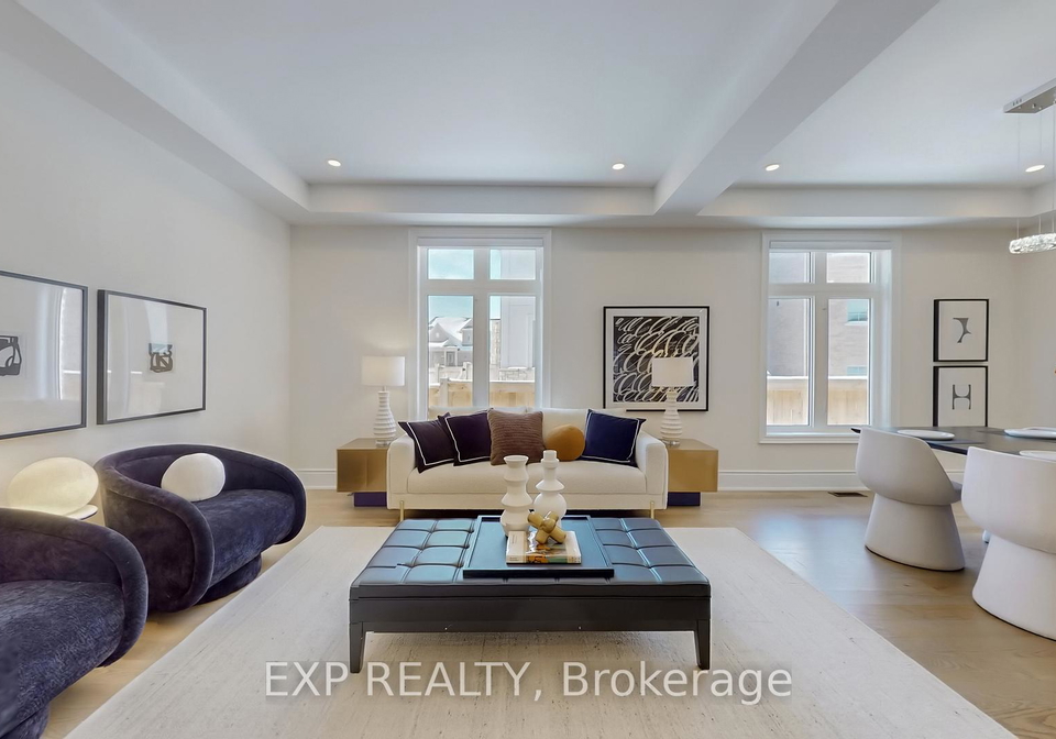 21-fair-winds-lane-east-gwillimbury-ontario-n12932820
