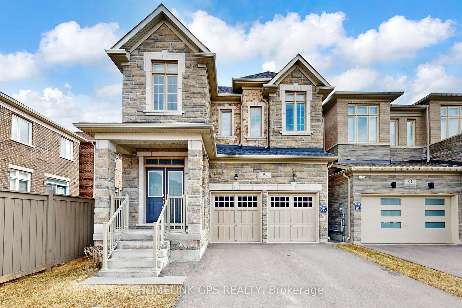95-suttonrail-way-whitchurch-stouffville-ontario-n12932924