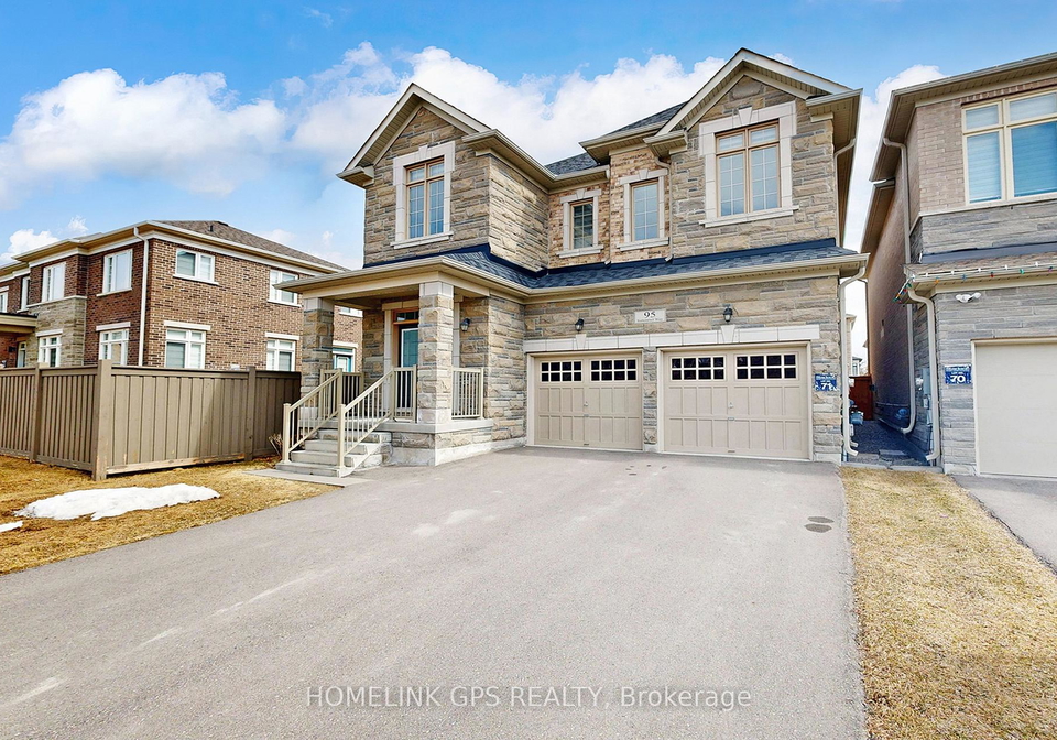 95-suttonrail-way-whitchurch-stouffville-ontario-n12932924