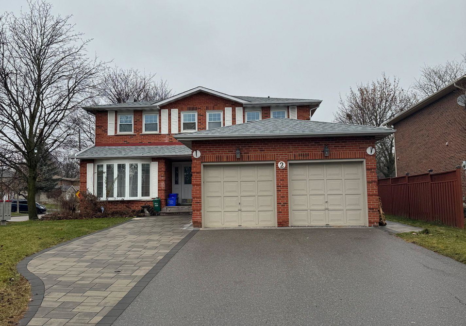 lower-2-barker-court-markham-ontario-n12933054