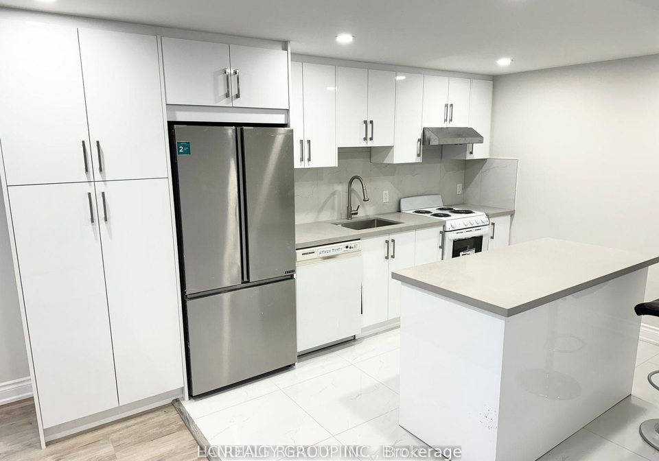 lower-2-barker-court-markham-ontario-n12933054