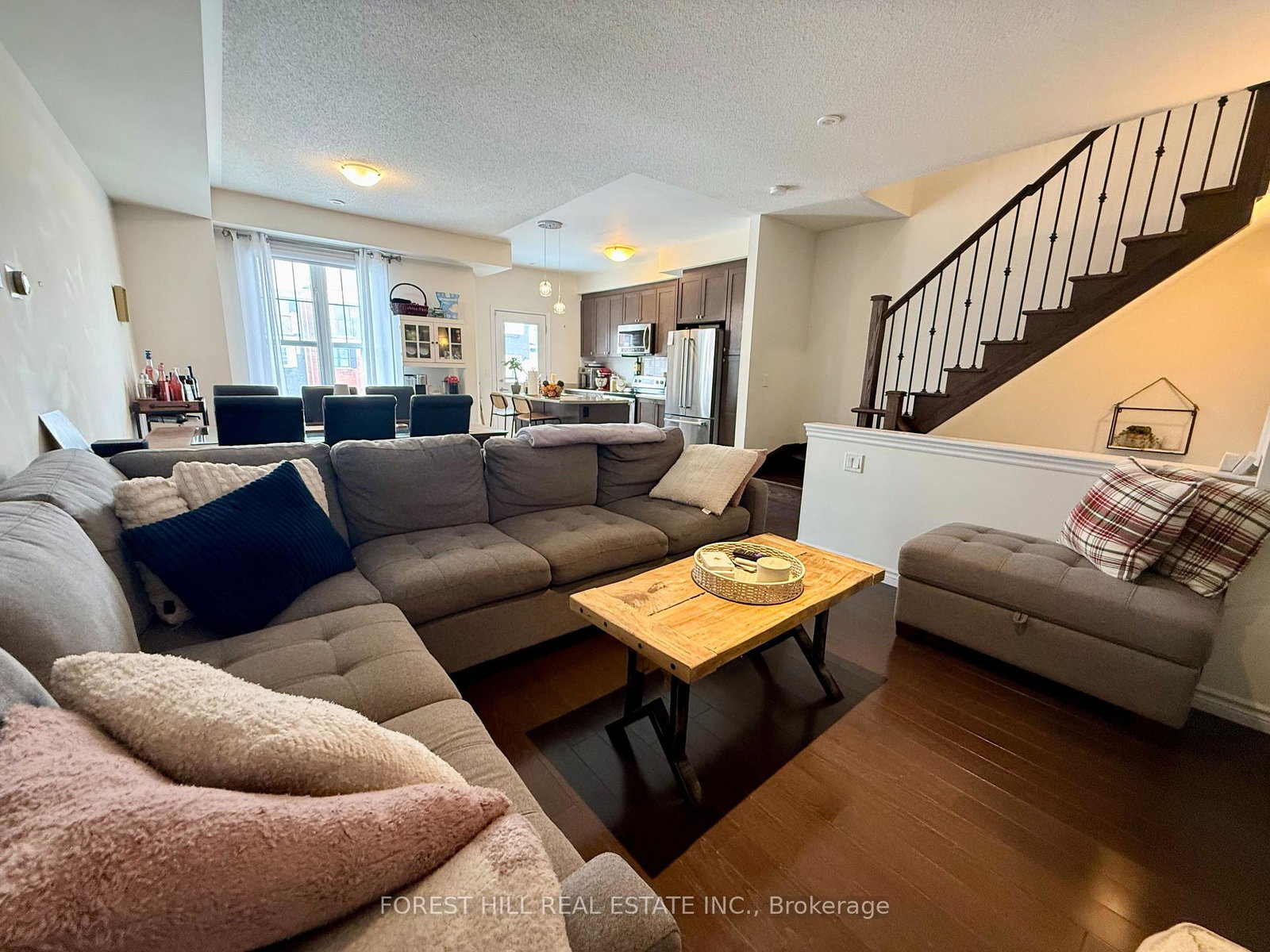 42-bert-tait-lane-whitchurch-stouffville-ontario-n12933226