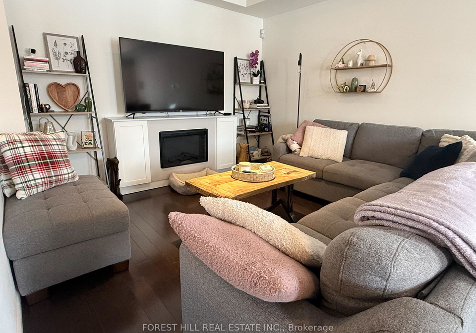 42-bert-tait-lane-whitchurch-stouffville-ontario-n12933226