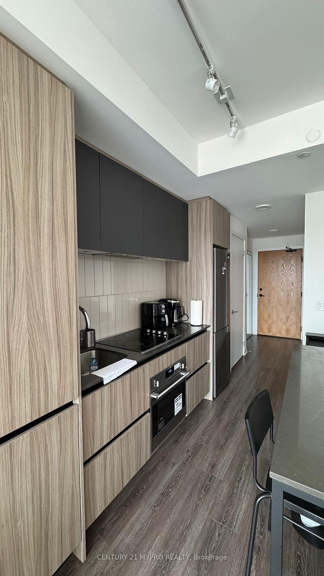 7950-bathurst-street-vaughan-ontario-n12933378