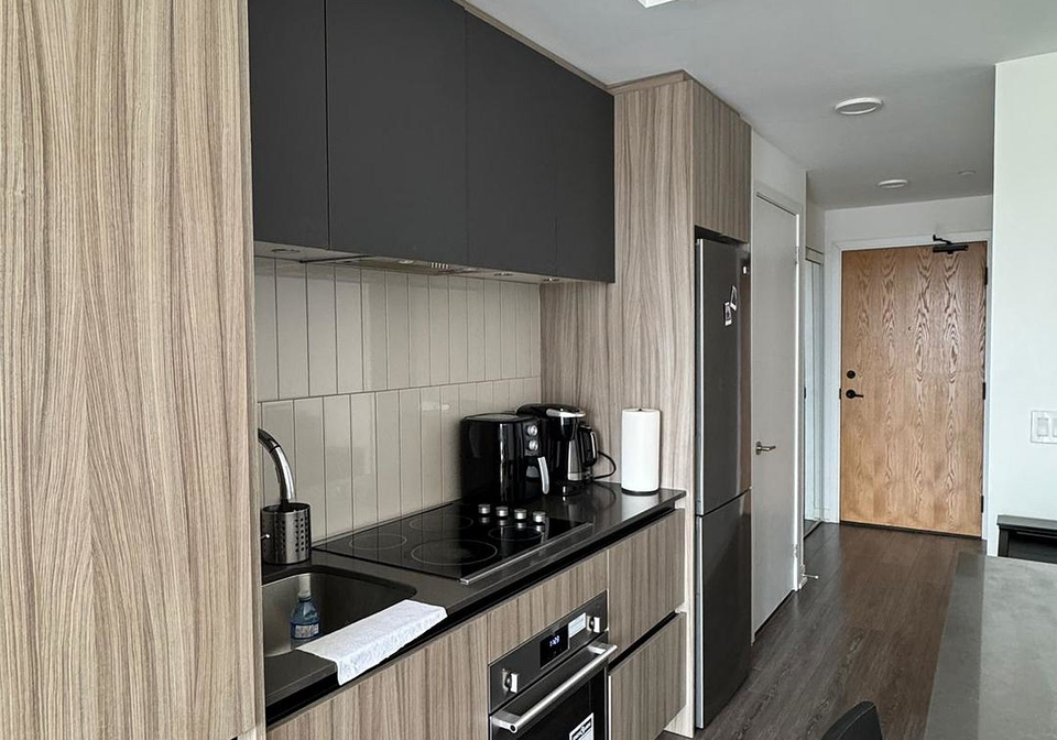 7950-bathurst-street-vaughan-ontario-n12933378