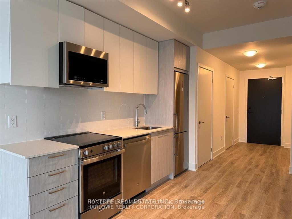 185-deerfield-road-newmarket-ontario-n12933664