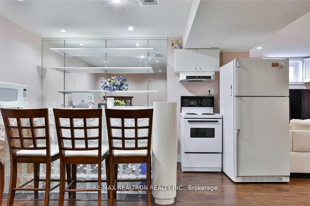 136-briggs-avenue-richmond-hill-ontario-n12934252