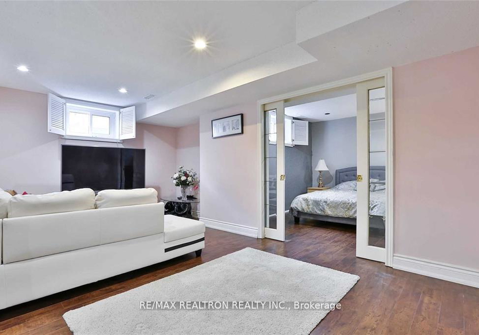 136-briggs-avenue-richmond-hill-ontario-n12934252