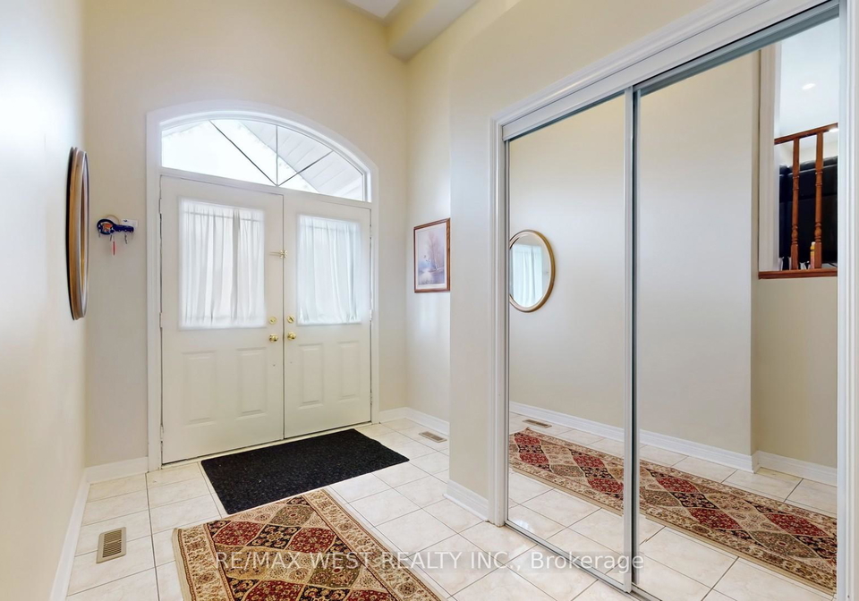 247-knapton-drive-newmarket-ontario-n12934710