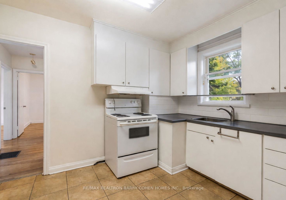 88-steeles-avenue-e-markham-ontario-n12935908