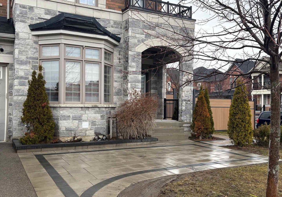 64-charlotte-abby-drive-east-gwillimbury-ontario-n12936520