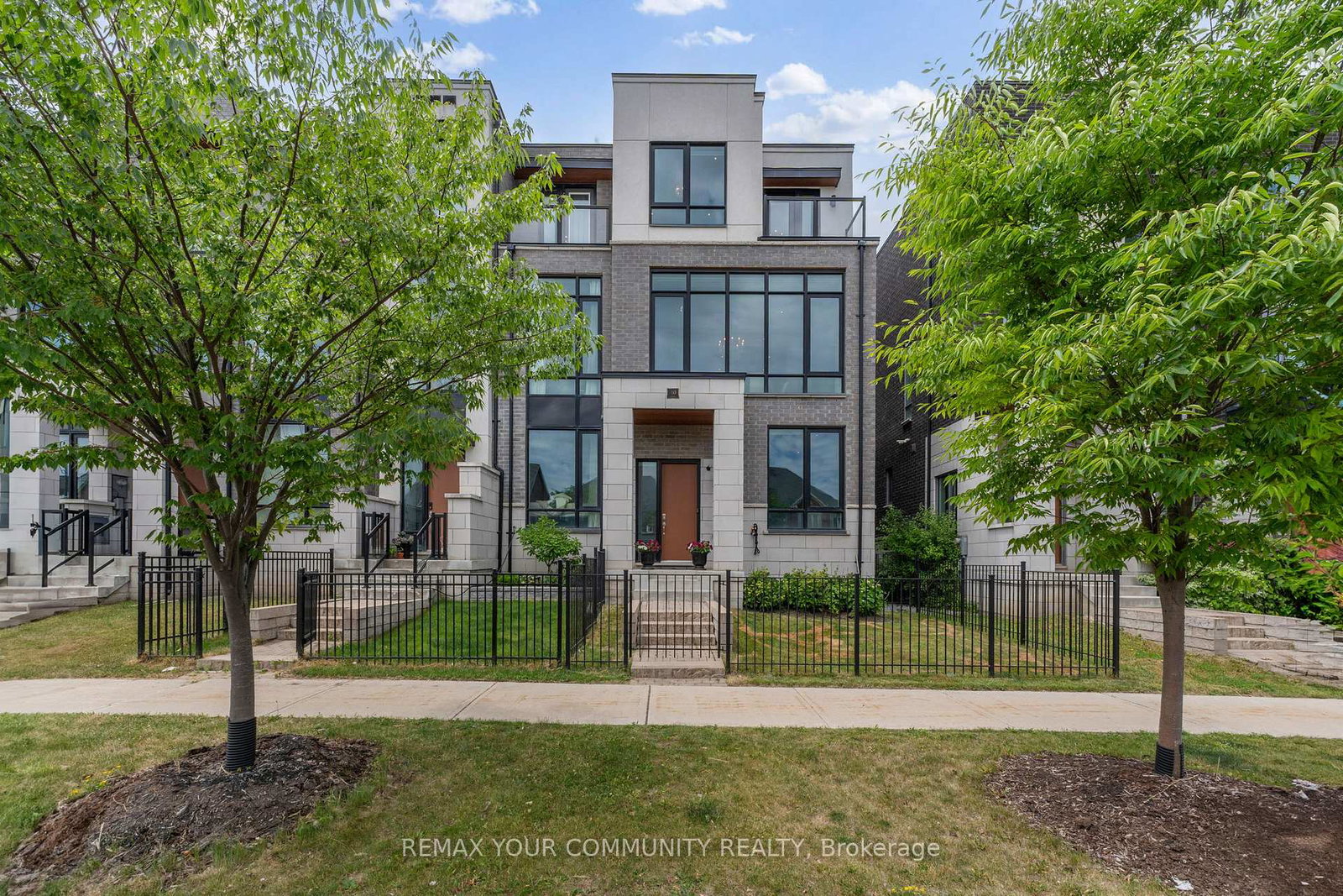 40-crimson-forest-drive-vaughan-ontario-n12936896