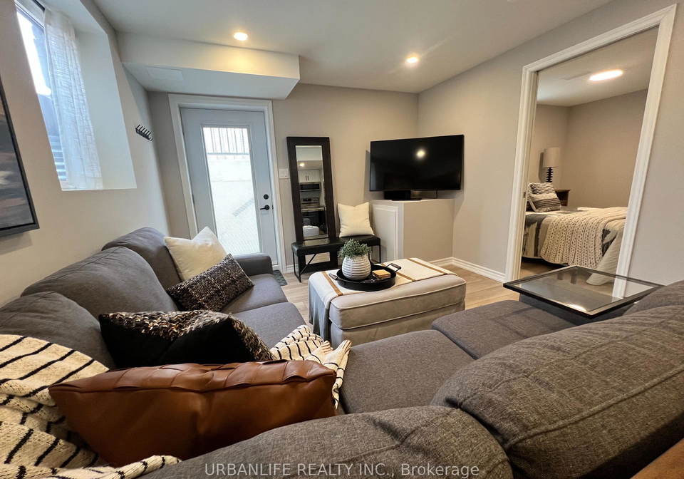 40-cupples-farm-lane-east-gwillimbury-ontario-n12937008