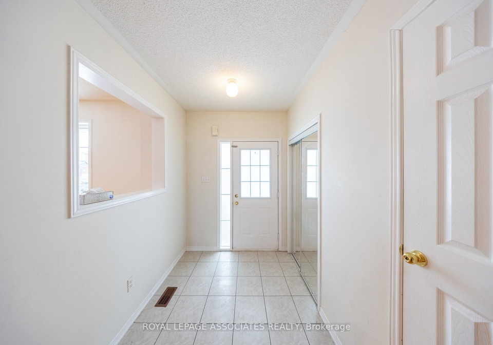 77-andriana-crescent-markham-ontario-n12937142