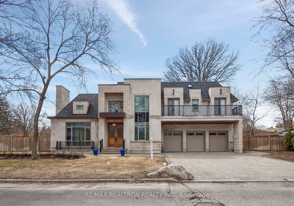 12-miner-circle-markham-ontario-n12937576
