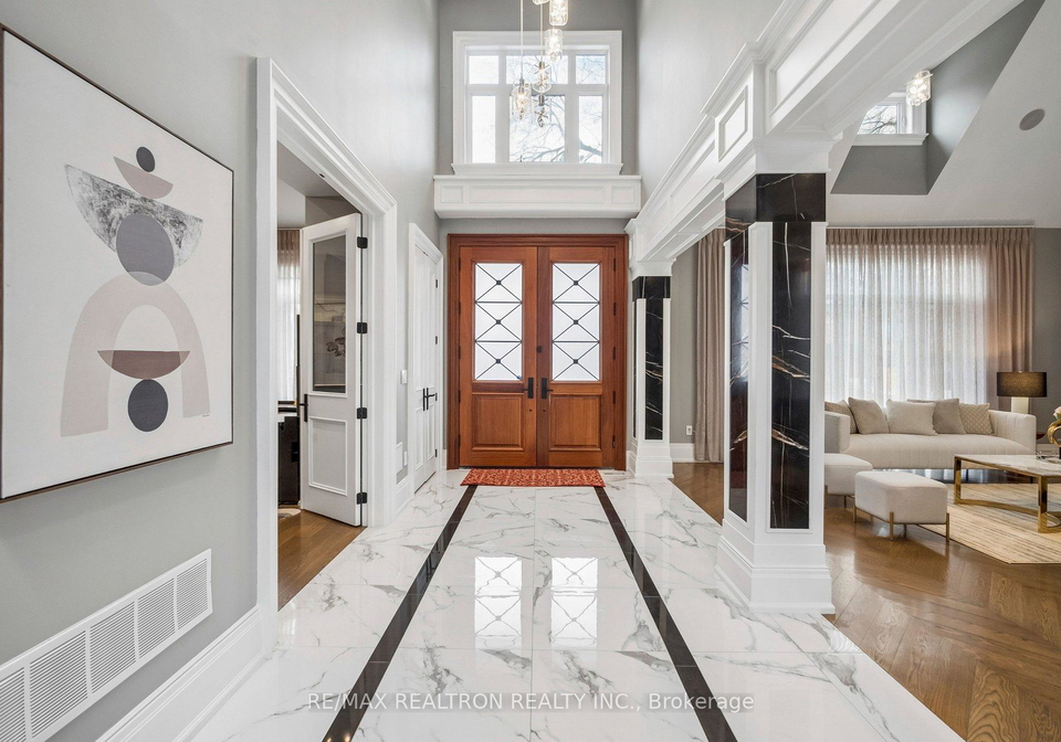 12-miner-circle-markham-ontario-n12937576