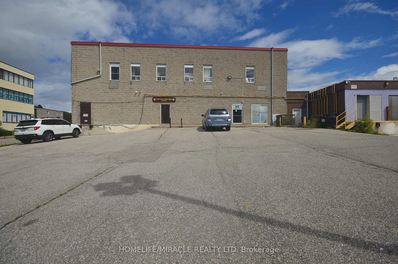 64-holland-street-w-bradford-west-gwillimbury-ontario-n12937712