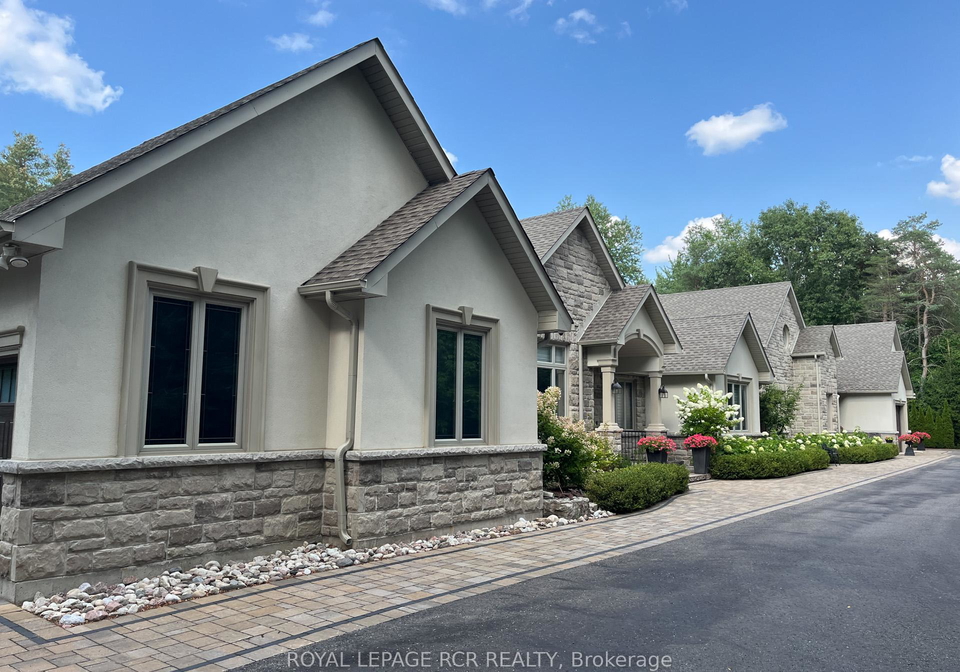 7-loggers-trail-whitchurch-stouffville-ontario-n12939232