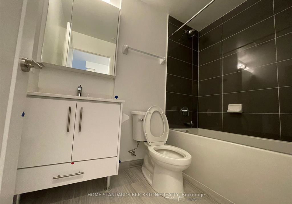 105-oneida-crescent-e-richmond-hill-ontario-n12940426