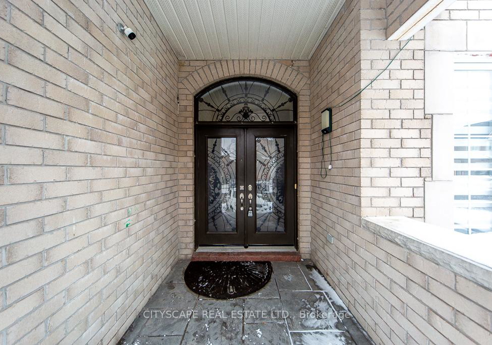 136-manley-avenue-whitchurch-stouffville-ontario-n12940594