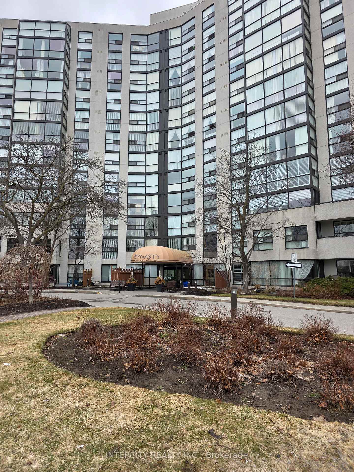 40-harding-boulevard-w-richmond-hill-ontario-n12941866