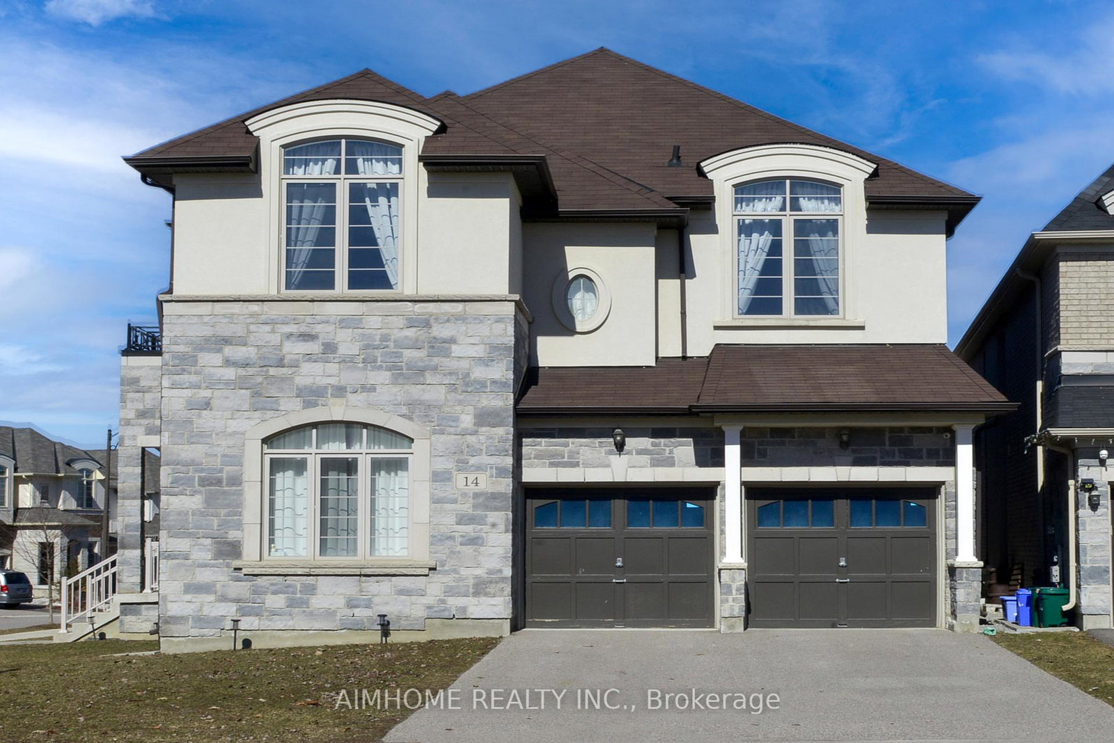 14-drive-pearson-court-east-gwillimbury-ontario-n12942156