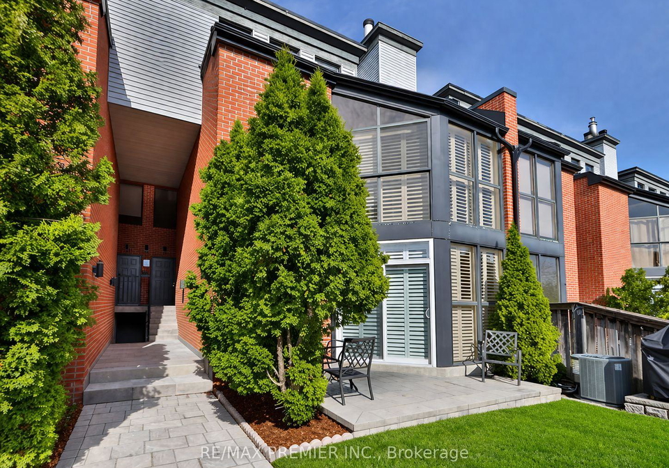 100-arbors-lane-vaughan-ontario-n12942328