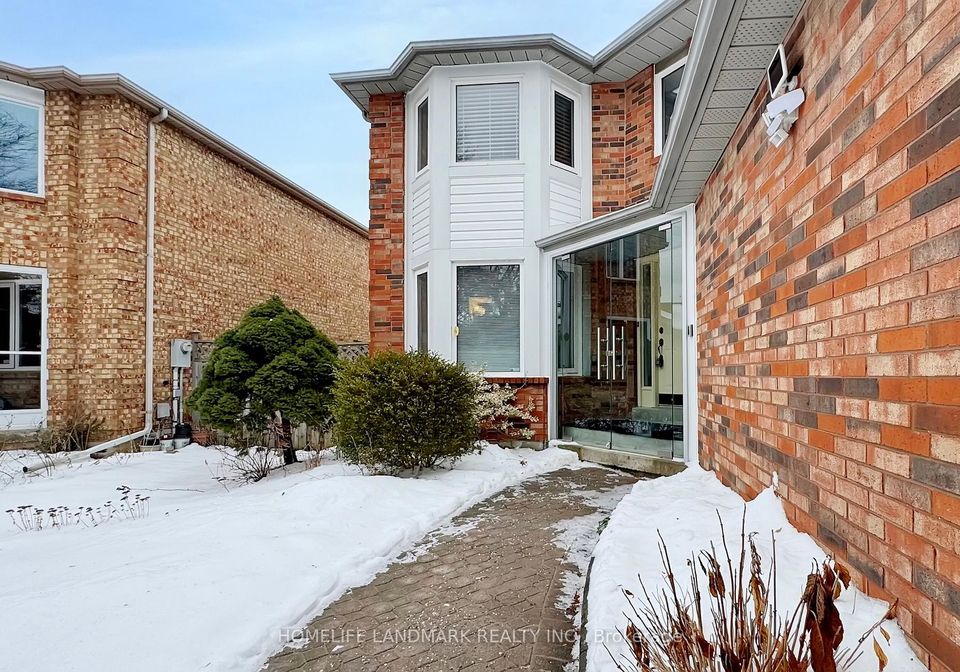 7-lancashire-road-markham-ontario-n12942718