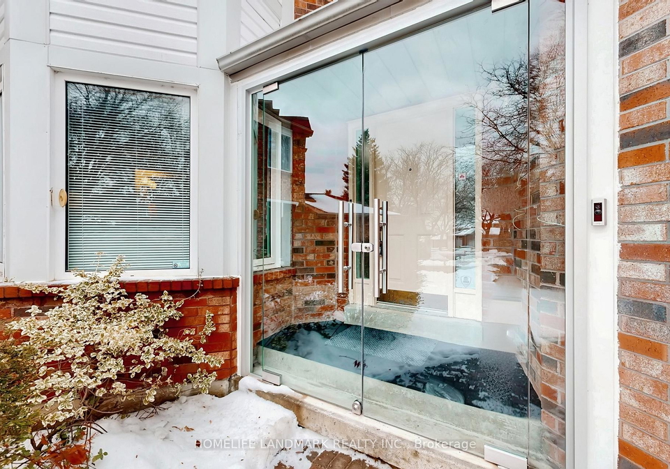 7-lancashire-road-markham-ontario-n12942718