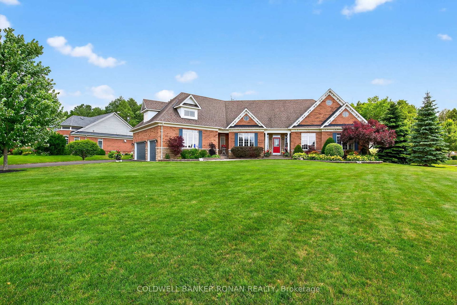 32-underhill-court-essa-ontario-n12943780