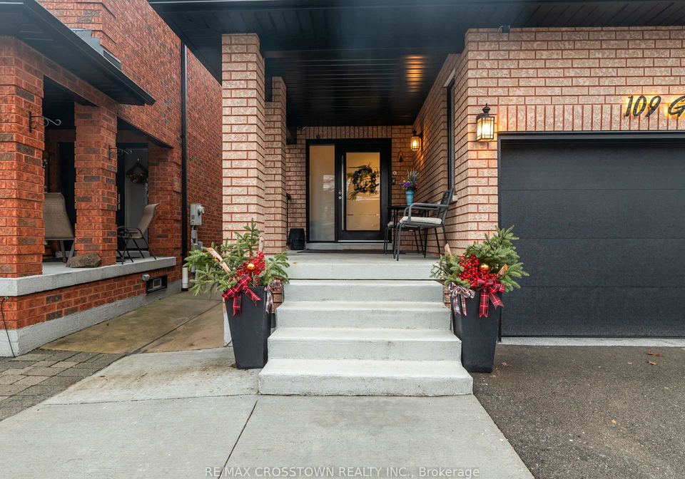 109-golden-gate-circle-vaughan-ontario-n12943930