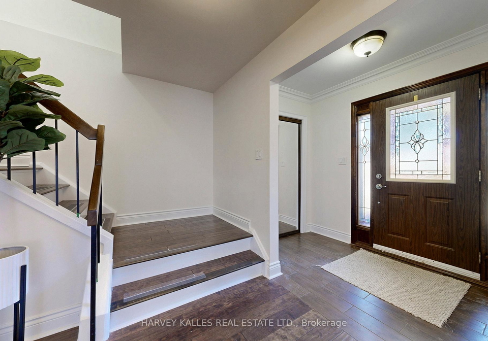 62-dersingham-crescent-markham-ontario-n12944330
