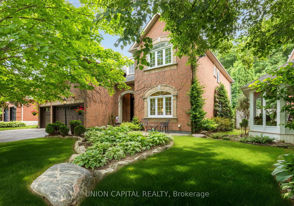 86-charing-crescent-aurora-ontario-n12945498