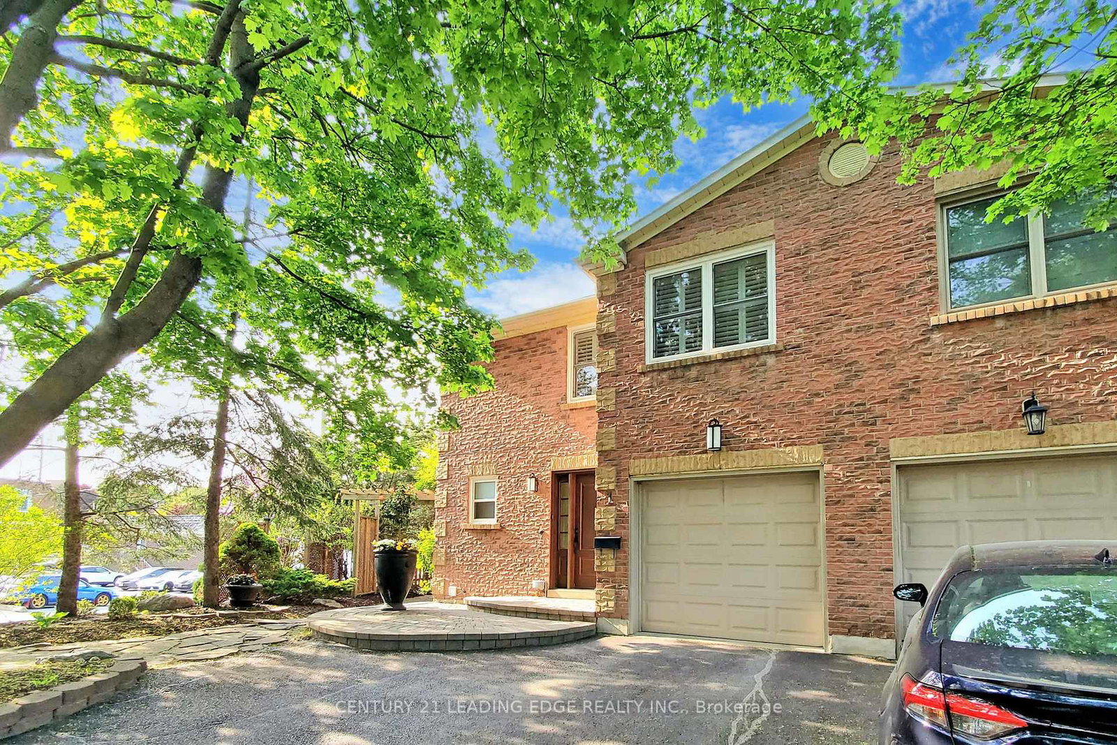 1-sarah-jane-court-markham-ontario-n12945540