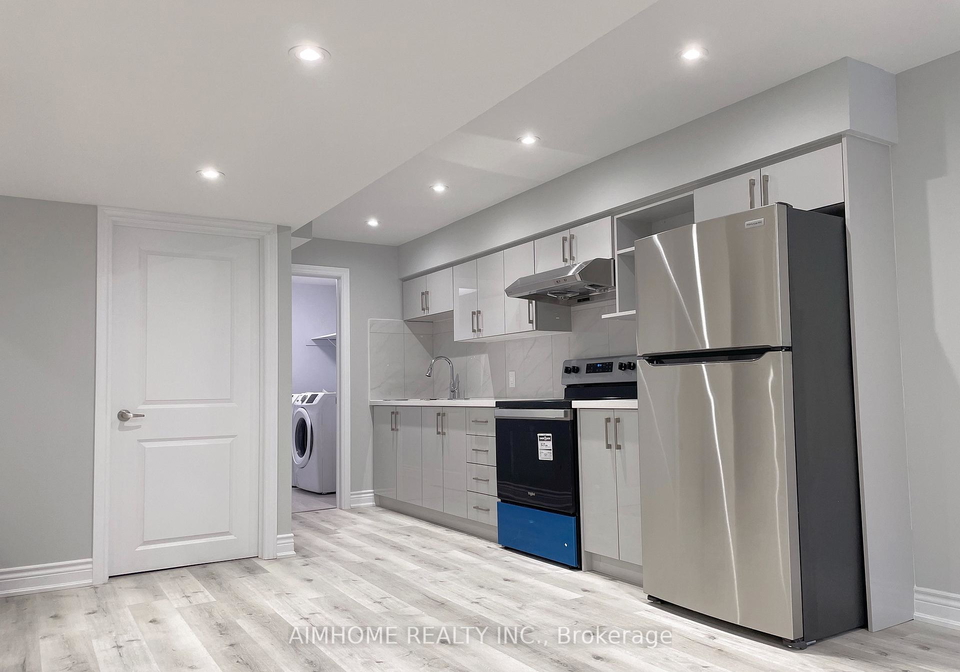 707-frank-hempen-court-newmarket-ontario-n12946444