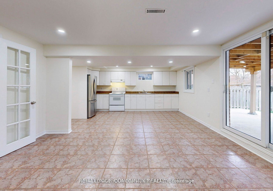 136-woodcroft-lane-vaughan-ontario-n12947566