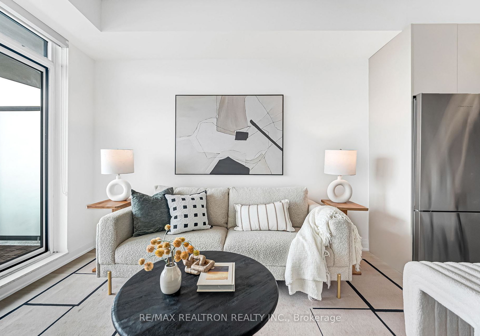 398-hwy-7-e-richmond-hill-ontario-n12947742