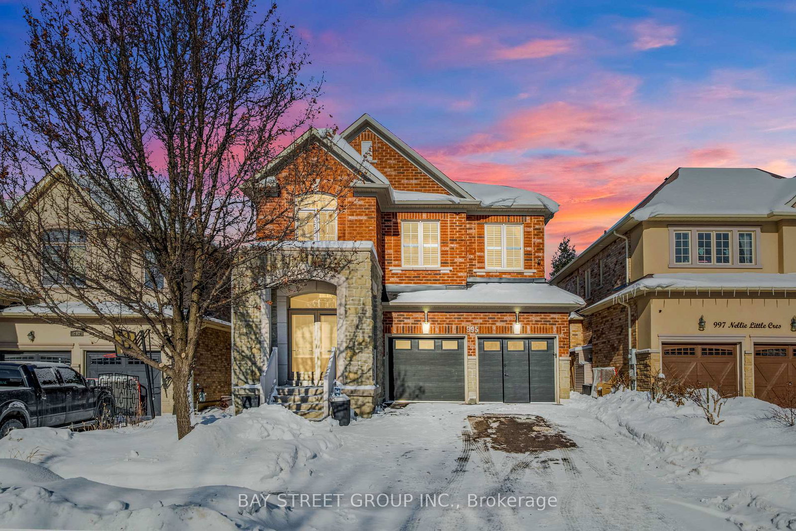 995-nellie-little-crescent-newmarket-ontario-n12948312