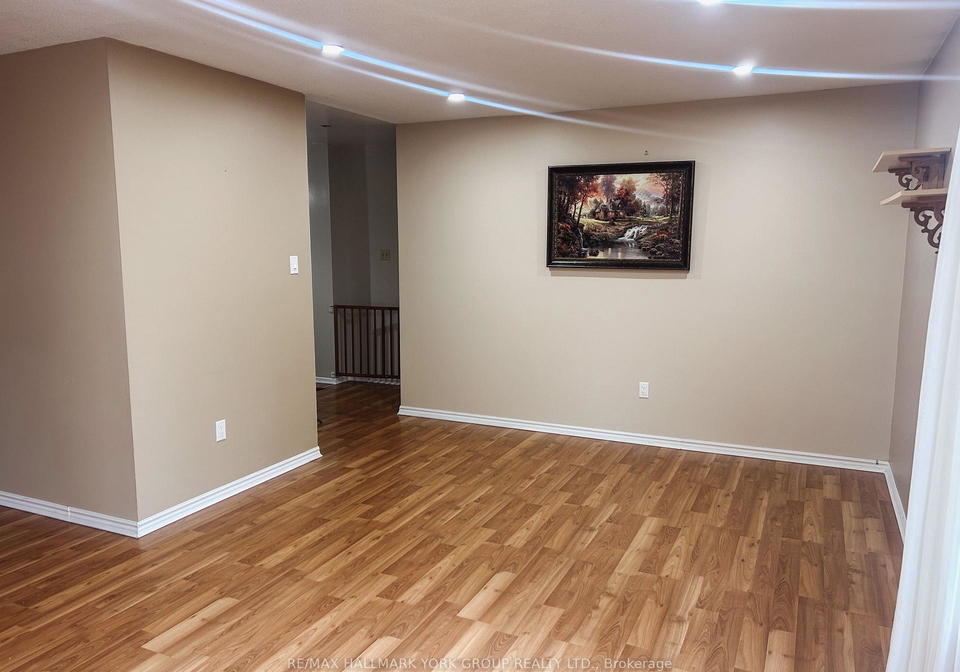 176-robinson-drive-newmarket-ontario-n12948444