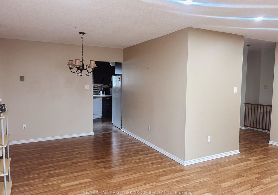 176-robinson-drive-newmarket-ontario-n12948444