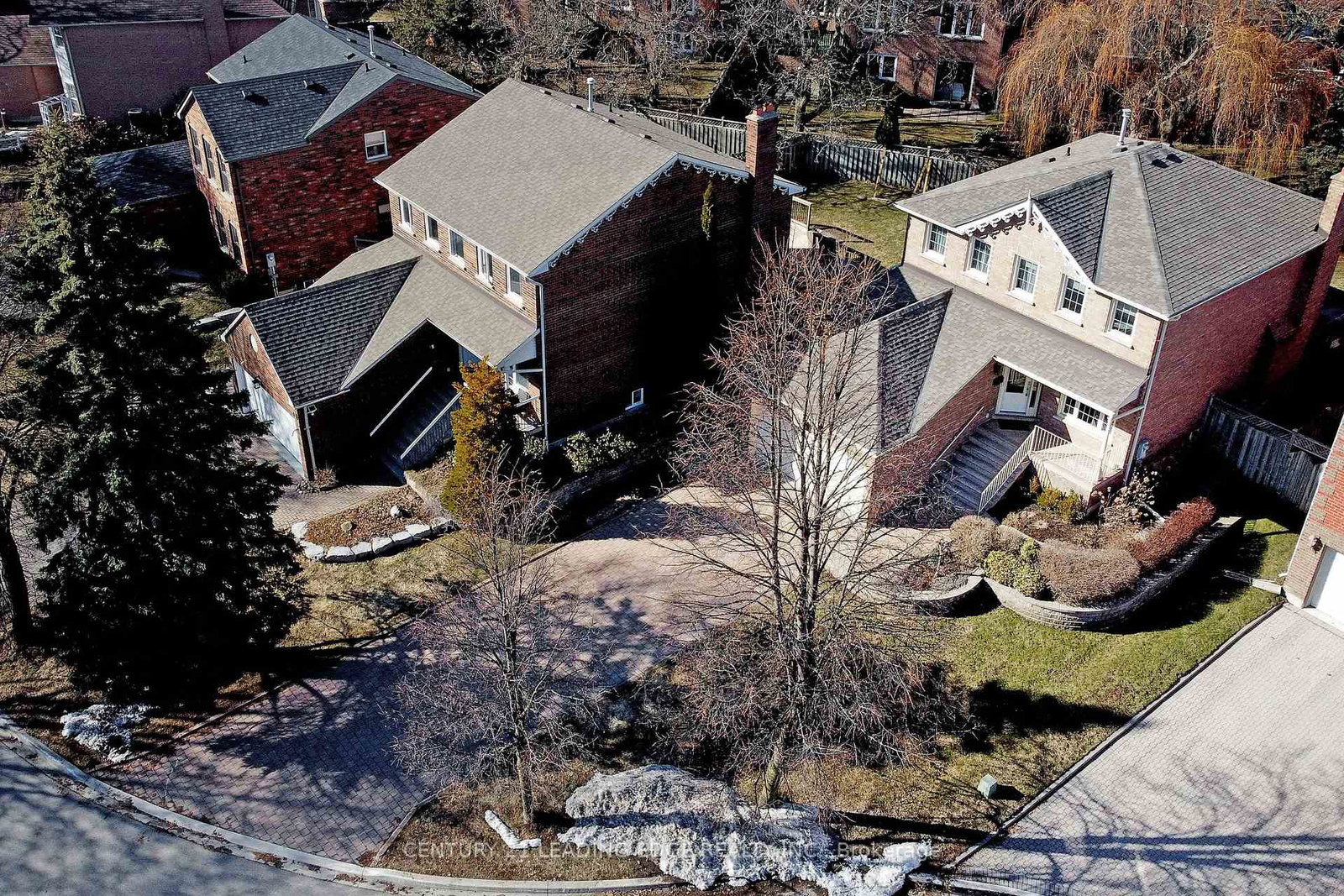 19-berkeley-court-markham-ontario-n12949348