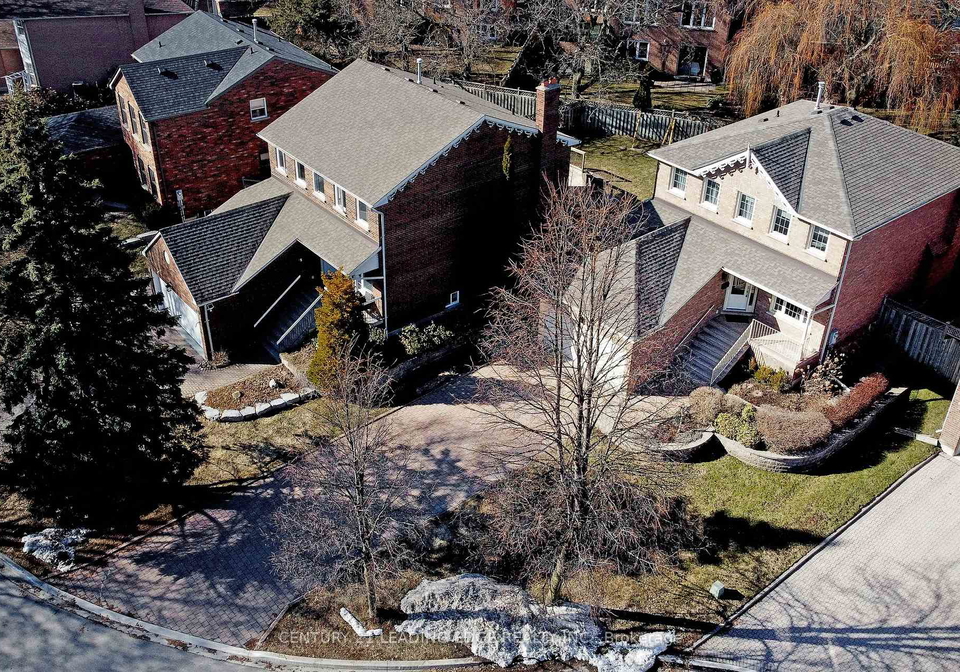 19-berkeley-court-markham-ontario-n12949348